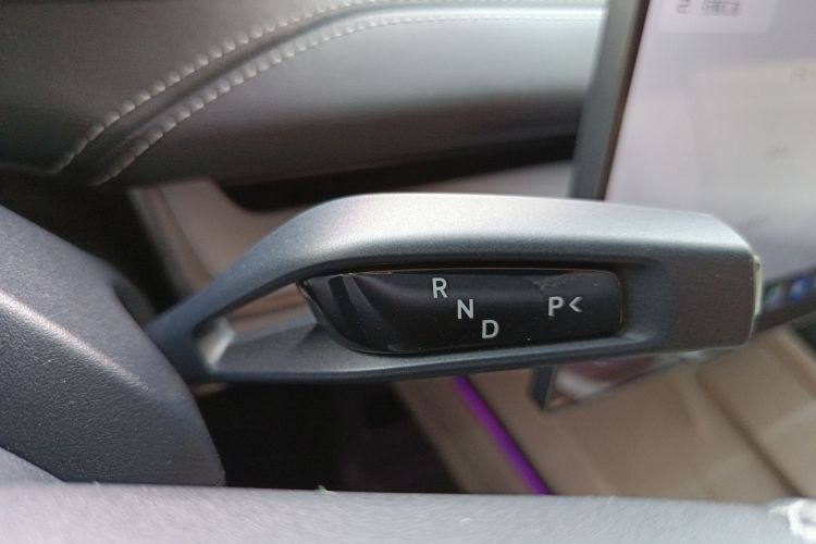 小米汽车 小米SU7 2024款 四驱超长续航高阶智驾Max版中控内饰18