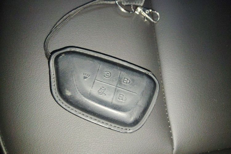 凯迪拉克CT4 2023款 25T 风尚型中控内饰7001