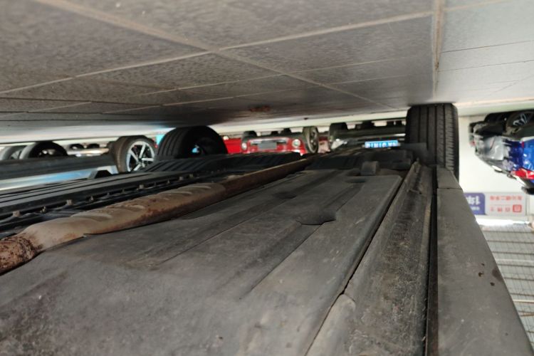 领克01 EM-P 2019款 1.5T PHEV 劲Pro 国VI局部细节9001