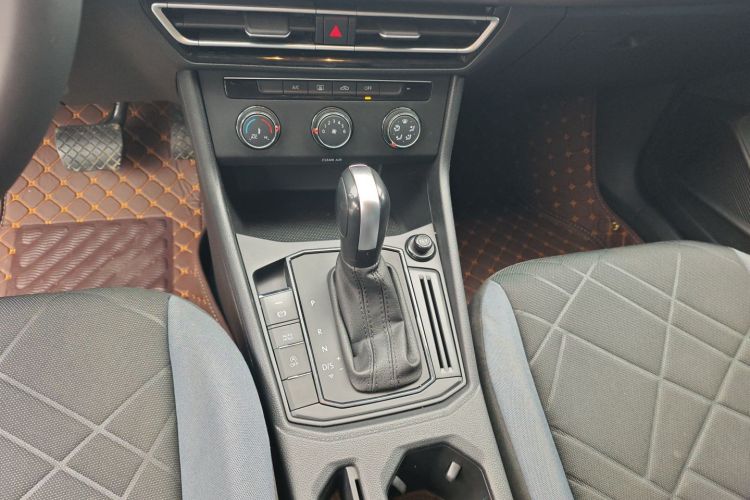 大众 朗逸 2023款 1.5L 自动得逸版中控内饰18