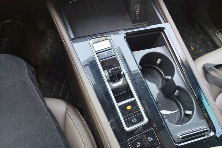 大众 威然 2024款 330TSI 豪华版局部细节18