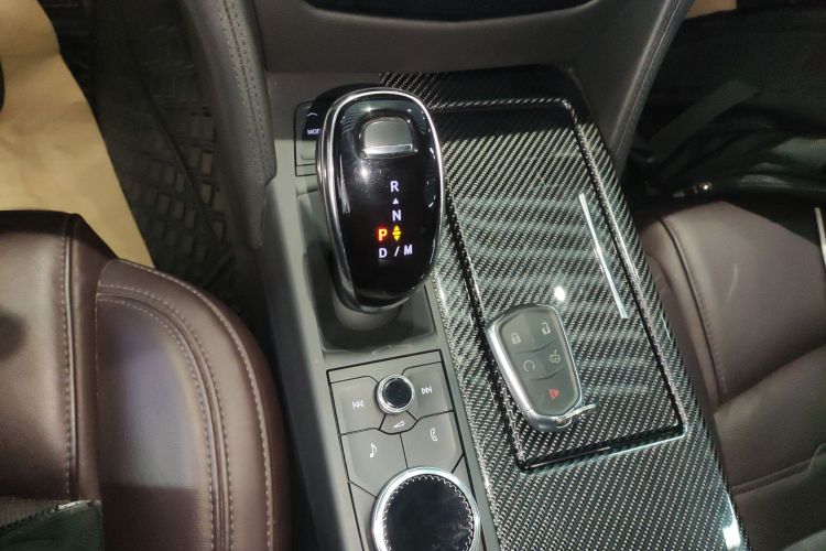 凯迪拉克CT6 2022款 28T 尊贵型中控内饰18