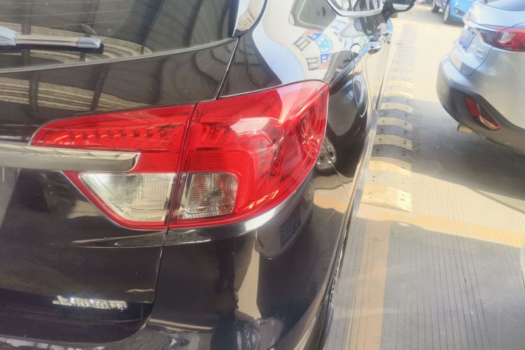 别克 昂科威 2014款 28T 四驱精英型车身外观6006