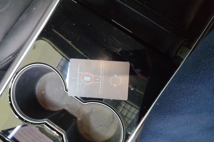 特斯拉 Model 3 2020款 改款 标准续航后驱升级版中控内饰7001