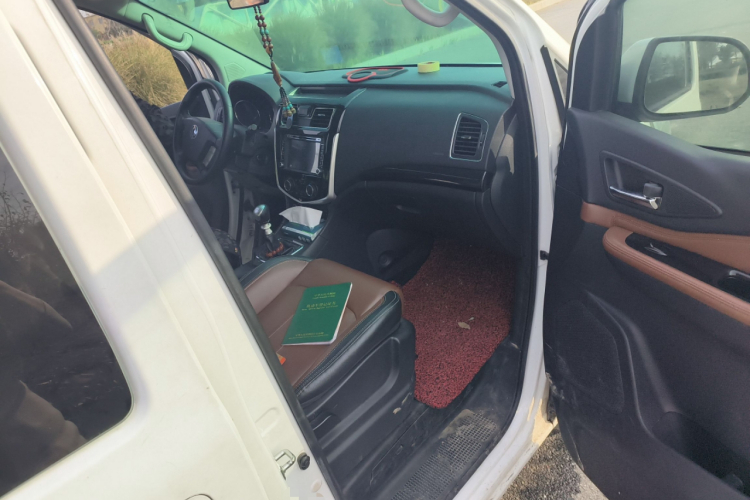 东风风行 风行F600 2016款 F600L 1.5T 豪华型局部细节9005