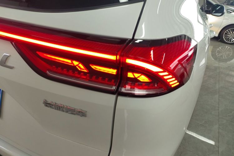 哈弗H6 2021款 国潮版 1.5T 自动都市版车身外观6006