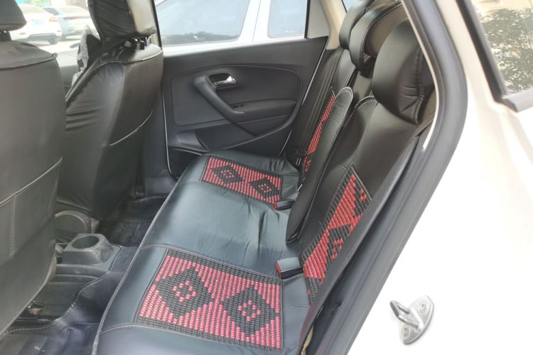 大众 Polo 2016款 1.6L 自动舒适型中控内饰7004