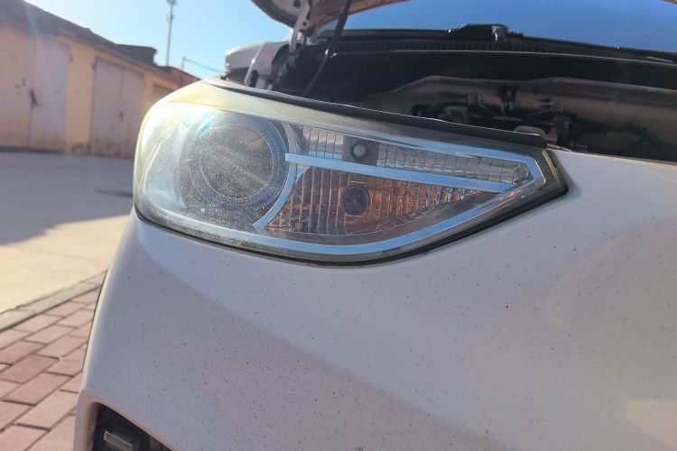 北汽新能源EC3 2018款 灵动版车身外观8