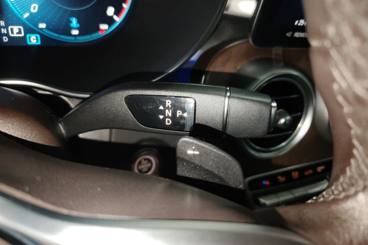 奔驰GLC 2022款 改款三 GLC 300 L 4MATIC 豪华型中控内饰18