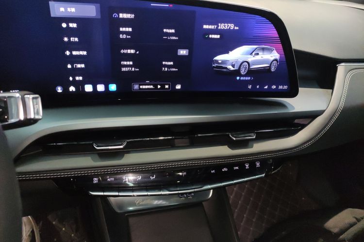 凯迪拉克GT4 2023款 25T 风尚型中控内饰16