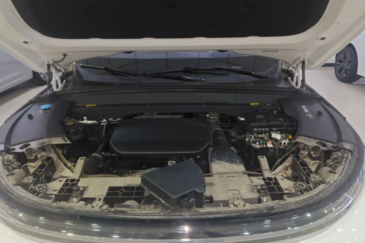 理想汽车 理想L7 2024款 MAX机舱底盘24