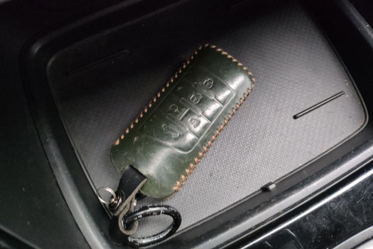 广汽传祺 传祺GS4 2021款 270T 自动精英科技版中控内饰11