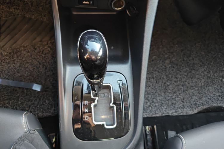 长安 悦翔 2019款 1.5L DCT 联动云版中控内饰18