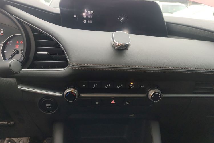 马自达3 昂克赛拉 2020款 1.5L 自动质美版中控内饰16