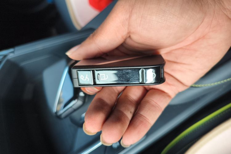 领克06 2023款 Remix 1.5T 劲Halo中控内饰7001