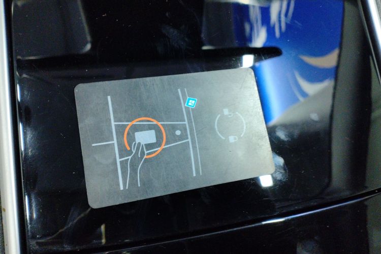 特斯拉 Model 3 2019款 标准续航后驱升级版中控内饰11