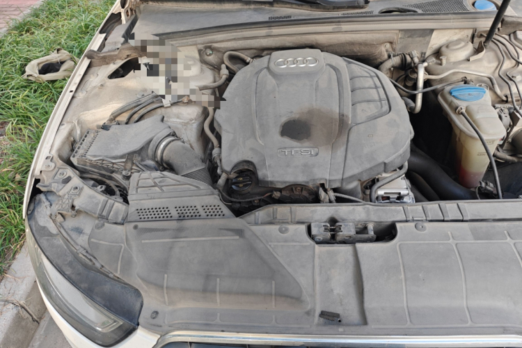 奥迪A4L 2015款 35 TFSI 自动标准型局部细节9002