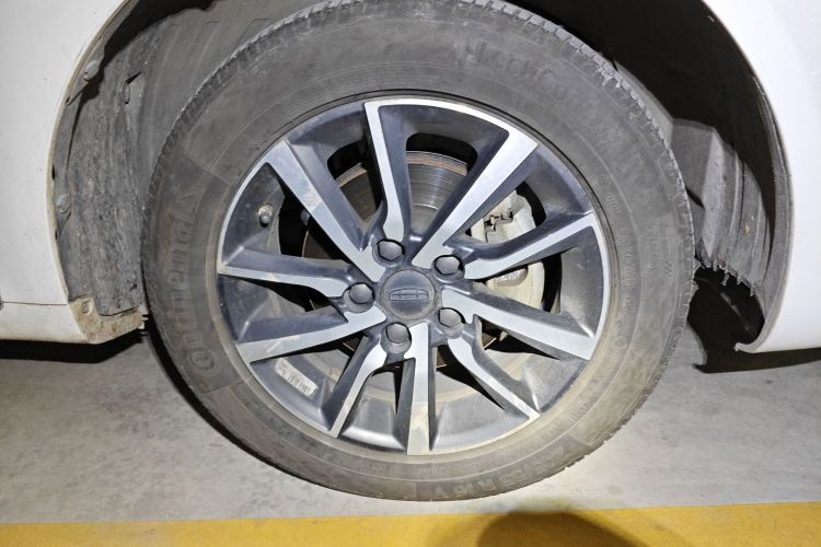 吉利汽车 帝豪 2019款 领军版 1.5L CVT向上互联型 国V车身外观10