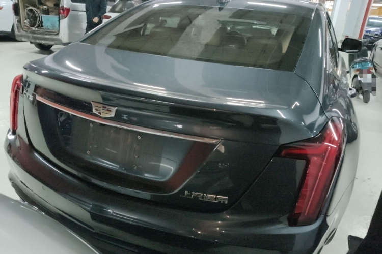 凯迪拉克CT5 2020款 改款 28T 豪华型车身外观6