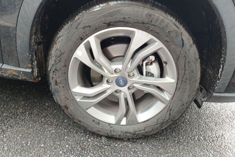 福特 领睿 2023款 EcoBoost 170 畅领型车身外观10