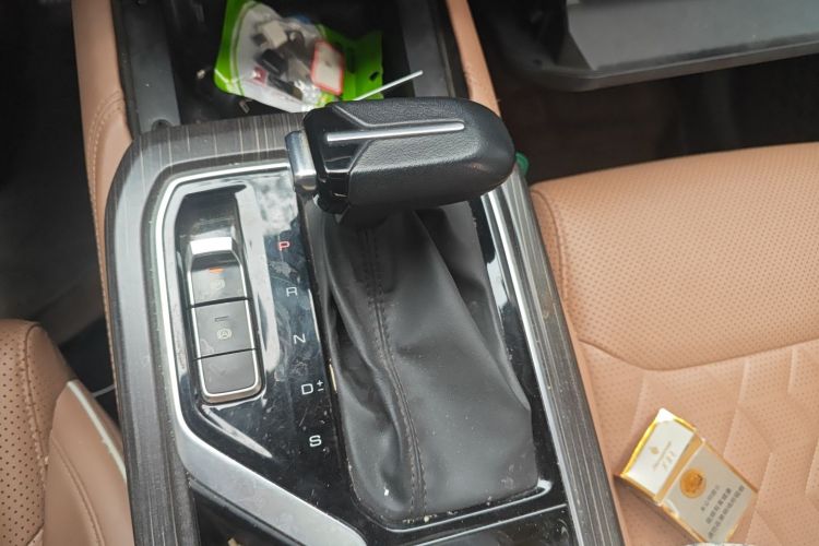 五菱汽车 五菱佳辰 2022款 1.5T CVT尊享旗舰型中控内饰18