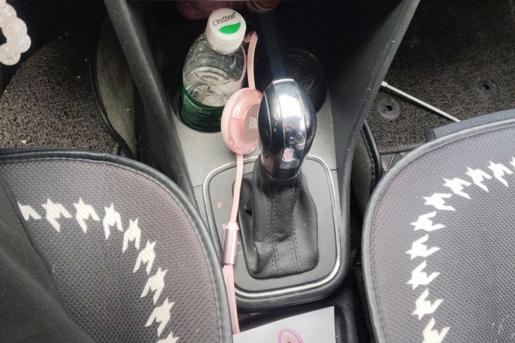 大众 Polo 2014款 1.6L 自动舒适版中控内饰18