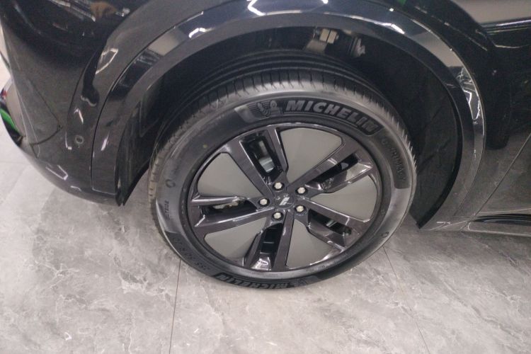 理想汽车 理想L8 2024款 Max车身外观6007