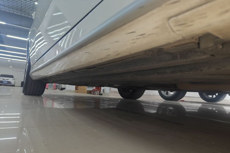 奔驰C级 2015款 C 200 L 运动型局部细节9001