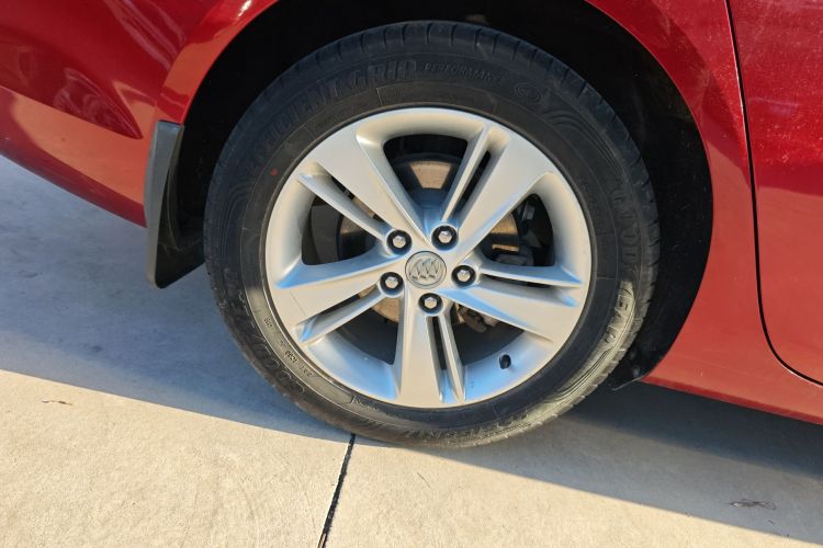 别克 君威 2017款 20T 精英型车身外观6008