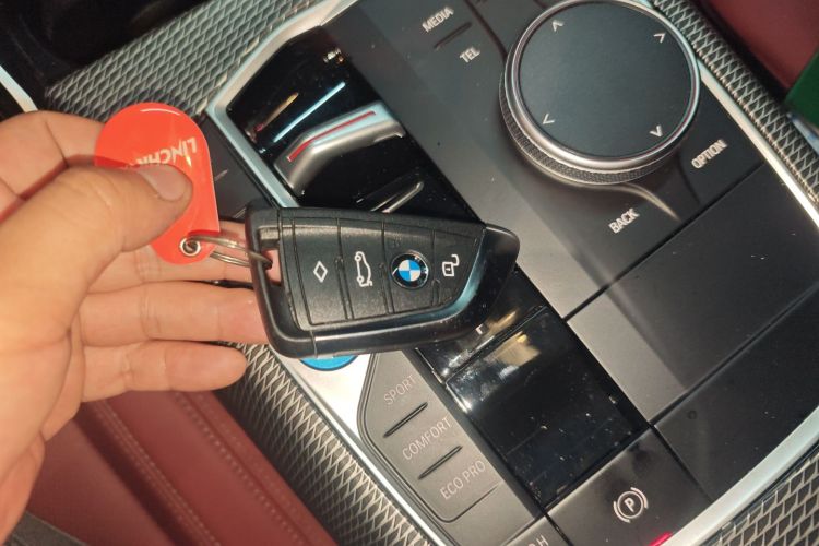 宝马i3 2024款 eDrive 35 L中控内饰7001