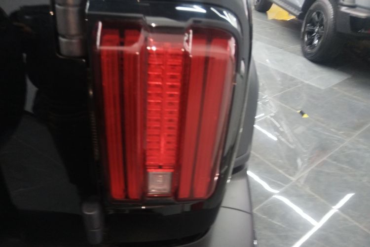 坦克300 2024款 2.0T 挑战者车身外观6006