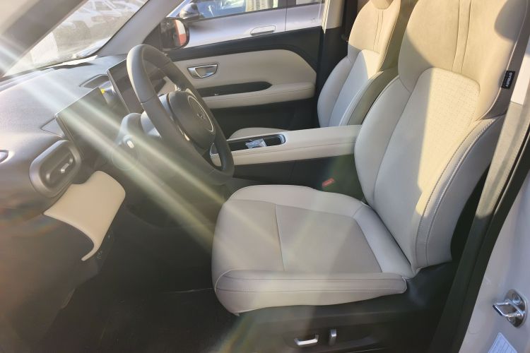 五菱汽车 五菱缤果PLUS 2024款 330km 五座版局部细节19