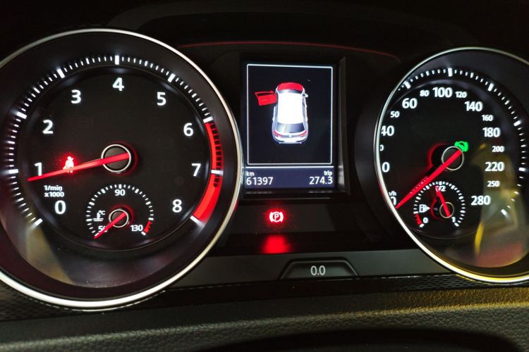 大众 高尔夫GTI 2016款 2.0TSI GTI中控内饰14