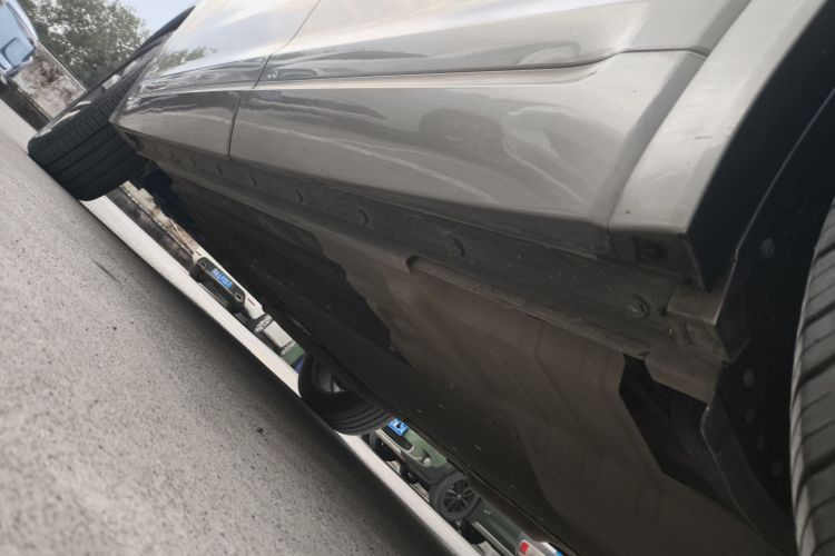 理想汽车 理想ONE 2021款 增程6座版局部细节9002