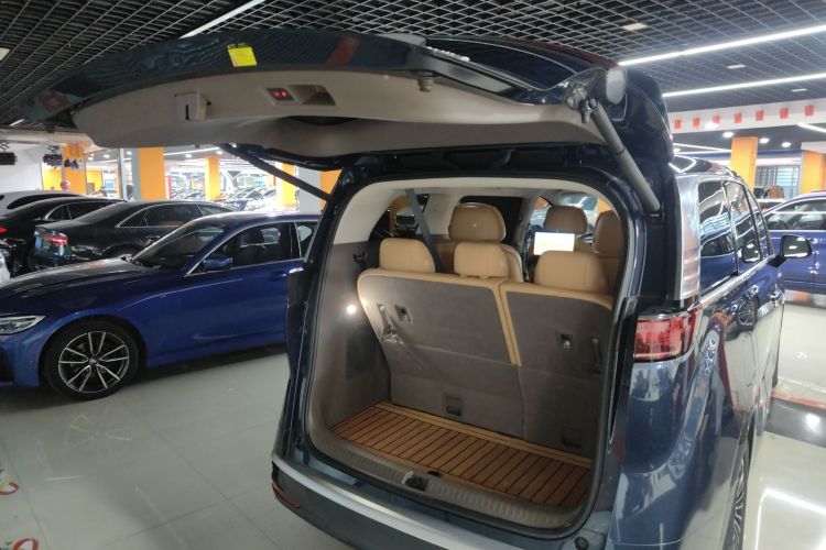 腾势D9 2024款 DM-i 980 四驱旗舰型局部细节23