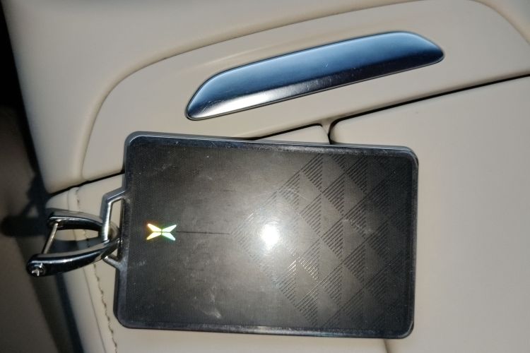 小鹏P7 2022款 670N+中控内饰7001