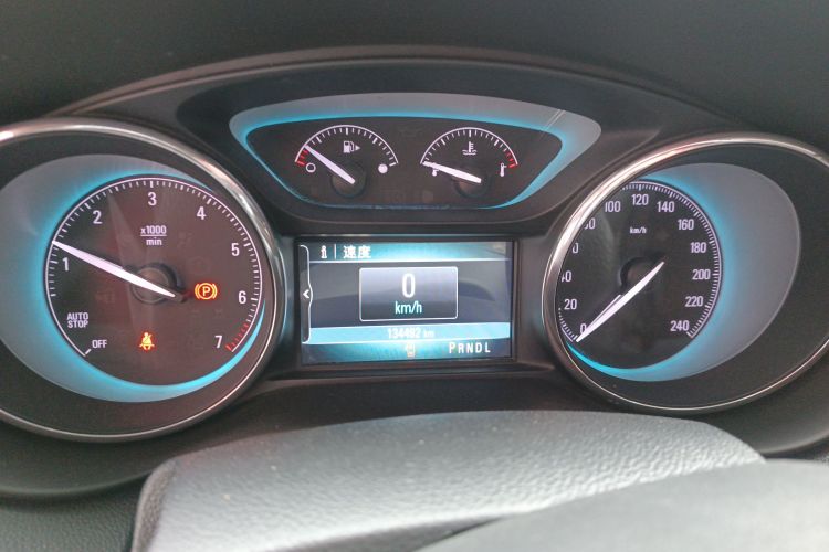 别克 昂科威 2016款 20T 两驱精英型中控内饰14