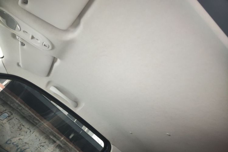 奔腾小马 2025款 222km 灵动马中控内饰22