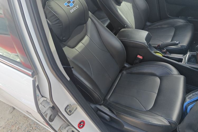 吉利汽车 帝豪 2016款 三厢 1.5L 手动向上版局部细节41