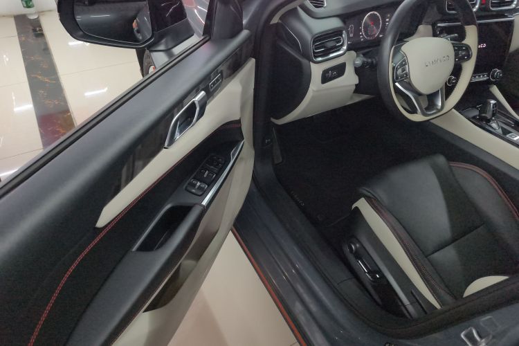 领克02 2020款 1.5T DCT两驱耀Pro版中控内饰7003