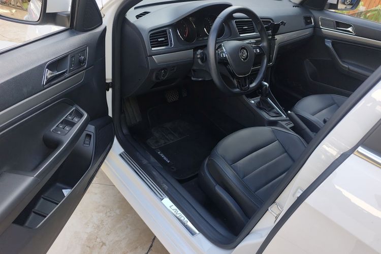 大众 朗逸 2017款 230TSI DSG舒适版中控内饰20