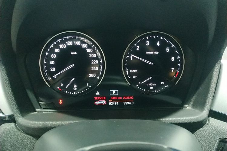 宝马X1 2019款 sDrive20Li 领先型中控内饰14