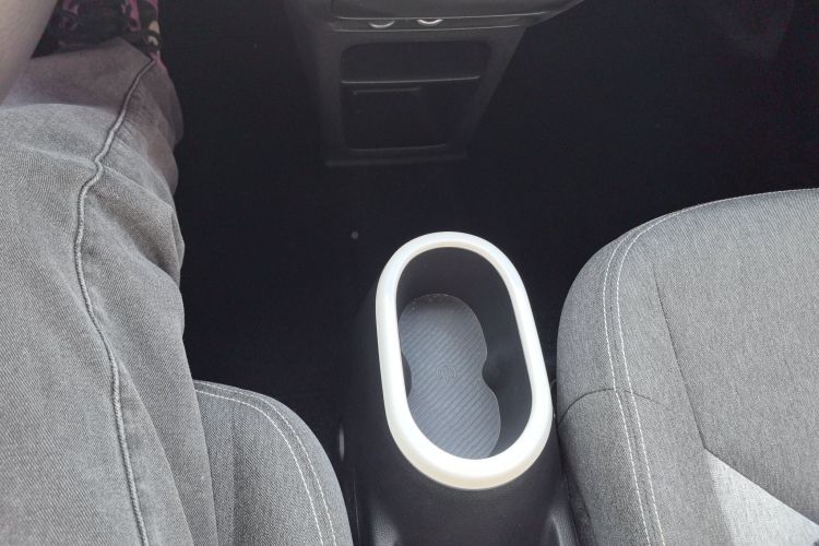 凯翼拾月 2023款 201km 踏浪版中控内饰18