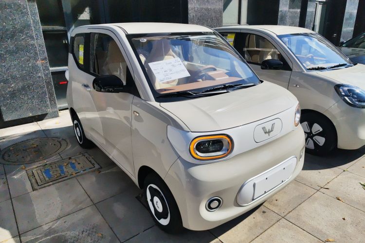 五菱汽车 宏光MINIEV 2024款 第三代 215km 青春版车身外观3