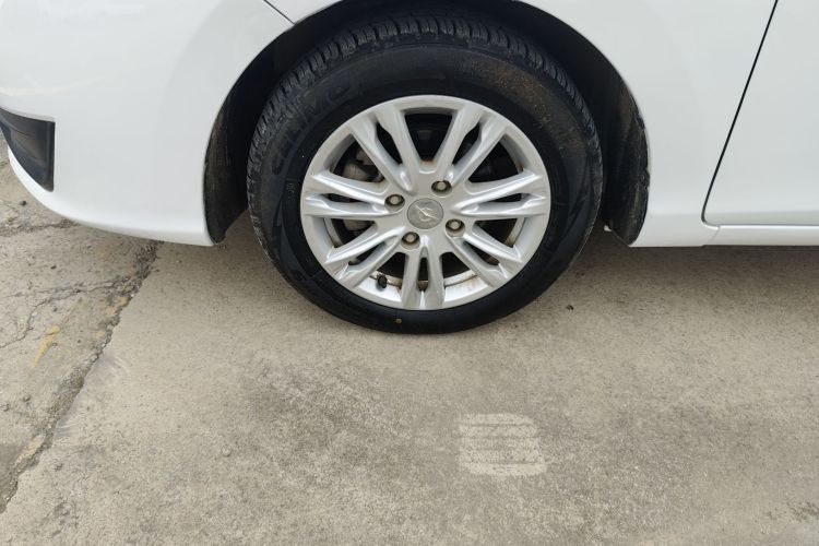 海马M3 2017款 1.5L 手动时尚型车身外观6007