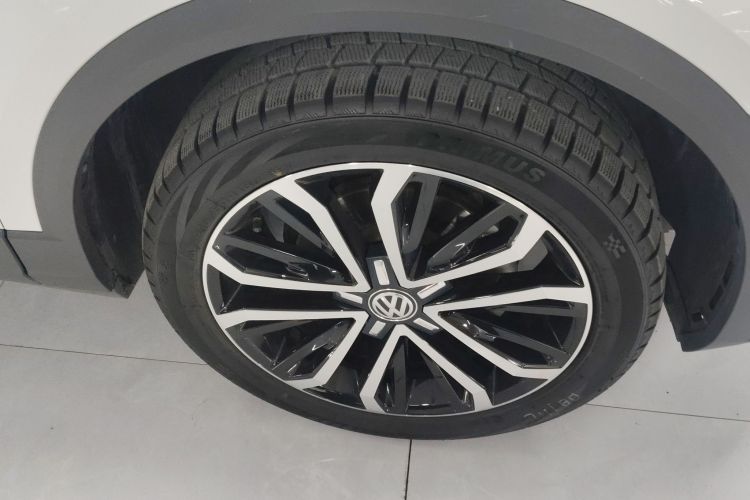 大众 T-ROC探歌 2020款 280TSI DSG两驱舒适型车身外观10