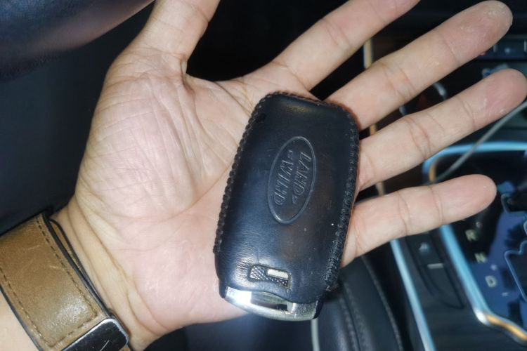 陆风X7 2015款 2.0T 全景尊贵版中控内饰7001