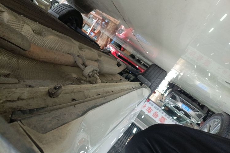 蓝电E5 PLUS 2025款 165km 长续航版PLUS 7座局部细节9001