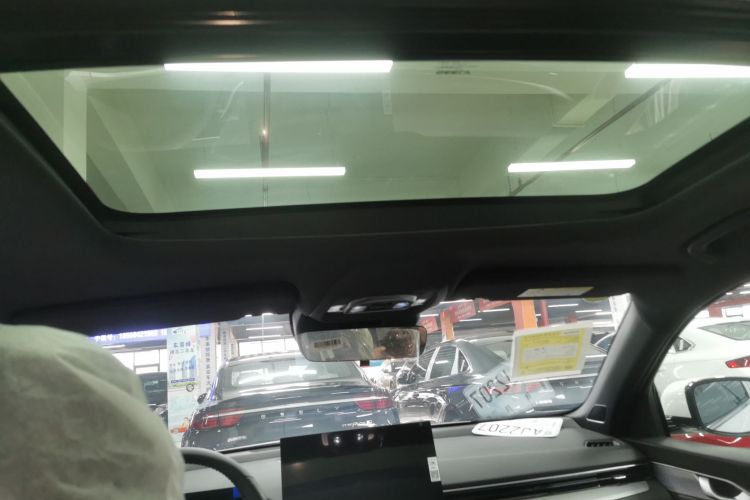 吉利汽车 星瑞 2025款 东方曜 1.5TD 昆仑版中控内饰22