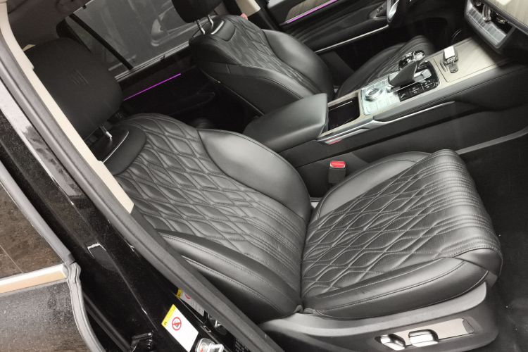 坦克500 2023款 3.0T 运动版 造境型 5座局部细节41